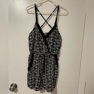 Target Black and White Patterned Romper Sz XS (in measurements).